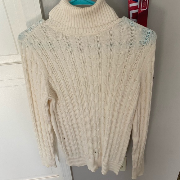 Sweater - Picture 1 of 1